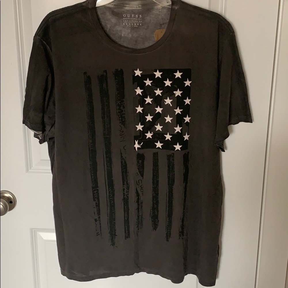 GUESS men’s T-shirt